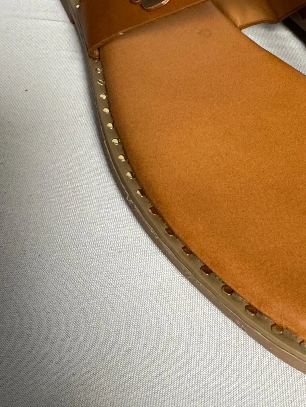 NEW 10 Nicole Miller New York Korey Cognac Studded Thong Sandals Gold Hardware